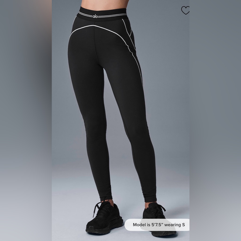 Alo Airbrush Heartthrob High Waist Legging In Regular Length Black/White Color